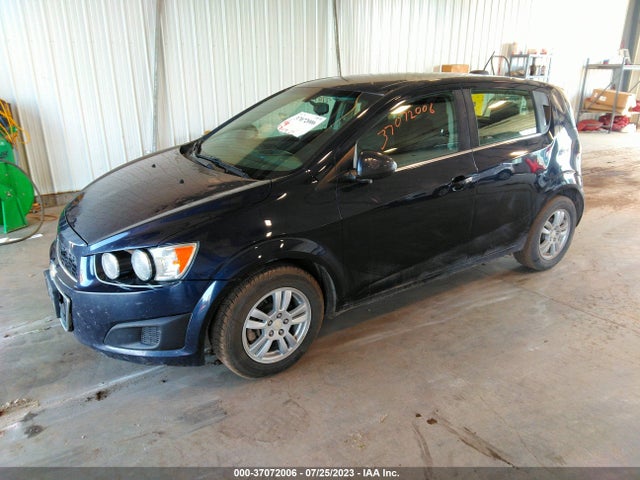 Chevrolet SONIC LT 2015 1G1JD6SH9F4139603 Image 2
