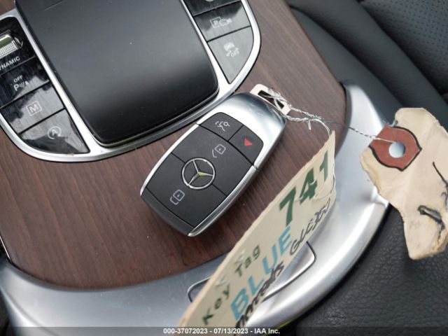 W1N0G8EB0NV333239 Mercedes-Benz Glc Glc 300