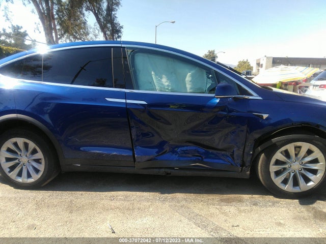 Tesla Model X Long Range 2020 5YJXCAE2XLF248235 Image 13