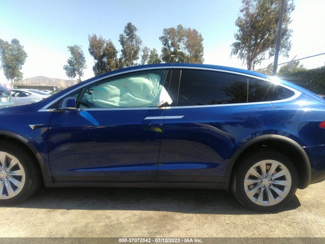 Tesla Model X Long Range 2020 5YJXCAE2XLF248235 Image 14