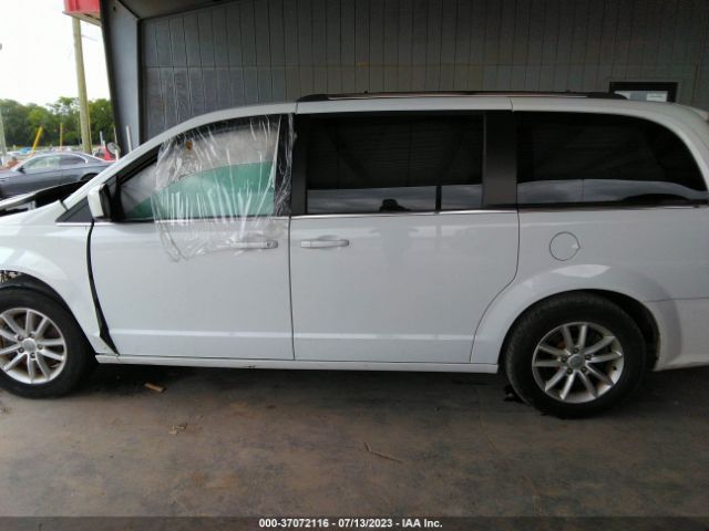 2C4RDGCG2JR326225 Dodge Grand Caravan Sxt