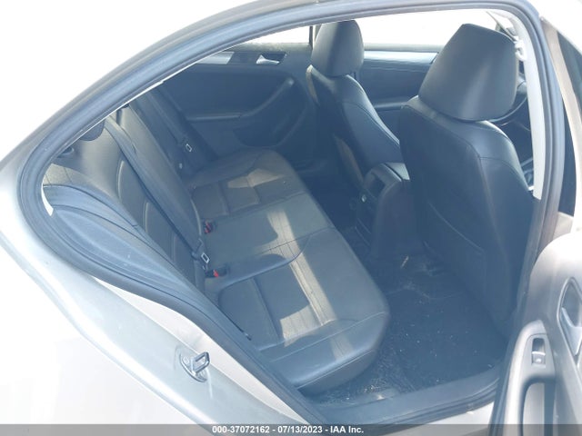 3VWLL7AJ1EM251115 Volkswagen Jetta Sedan Tdi W/premium/nav