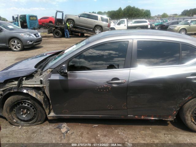 3N1AB8BV5NY232728 Nissan SENTRA S