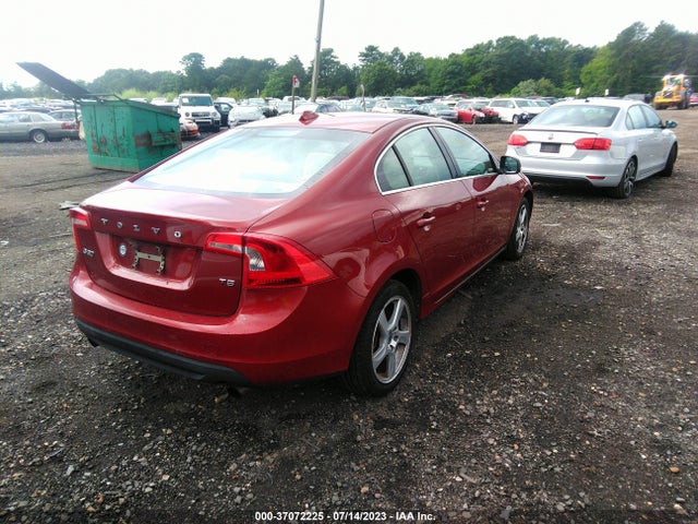 2012 VOLVO S60 T5 VIN: YV1622FS1C2038946