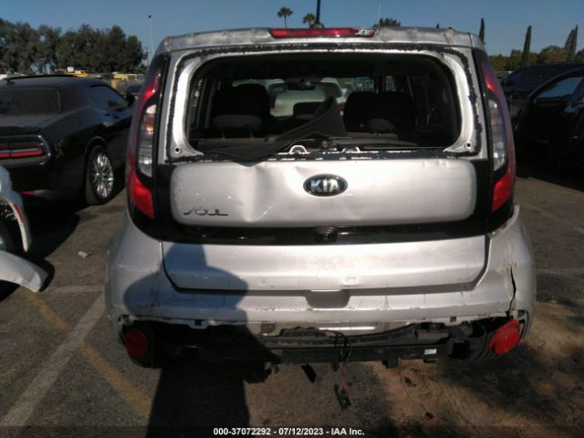KNDJN2A27J7587405 KIA Soul Base
