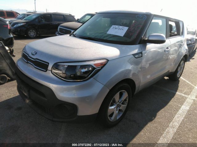 KNDJN2A27J7587405 KIA Soul Base