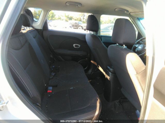 KNDJN2A27J7587405 KIA Soul Base