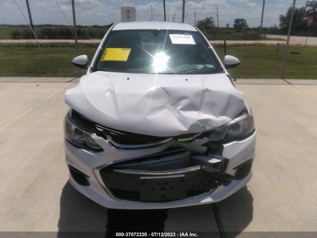 Chevrolet SONIC LT 2018 1G1JD5SH4J4119780 Image 12