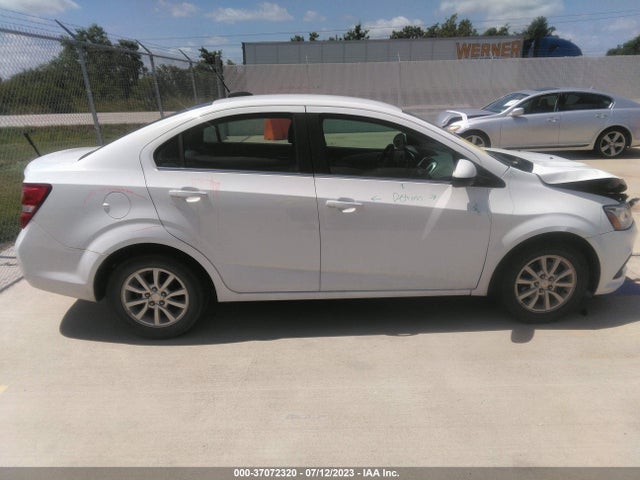 Chevrolet SONIC LT 2018 1G1JD5SH4J4119780 Image 5