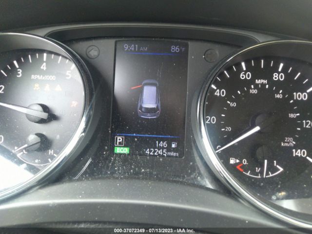 5N1AT2MV5JC830000 Nissan Rogue Sl