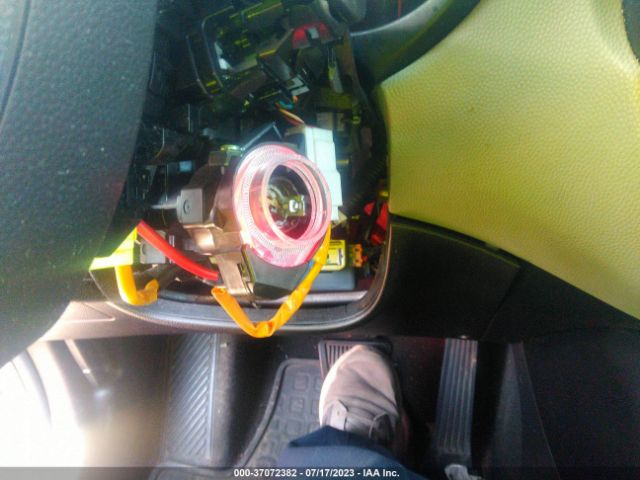 KNDJN2A28E7099019 KIA Soul Base