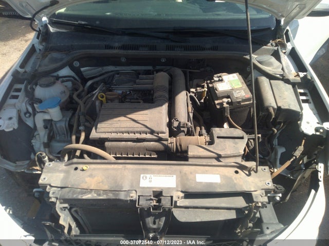 3VWDB7AJ6JM250110 Volkswagen Jetta 1.4t