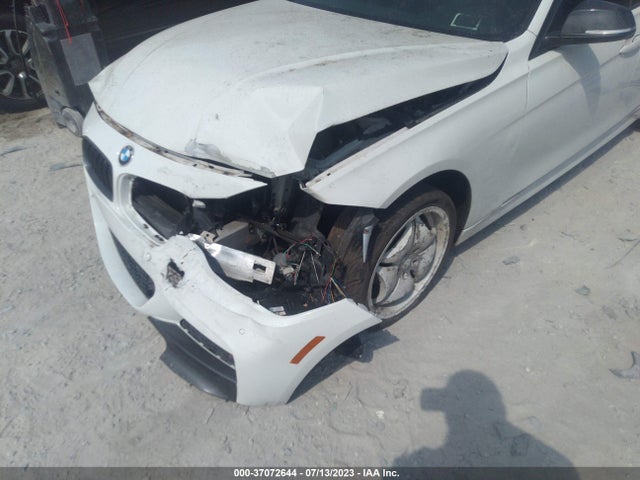 2013 BMW 3 SERIES 328I XDRIVE VIN: WBA3B5G5XDNS05515
