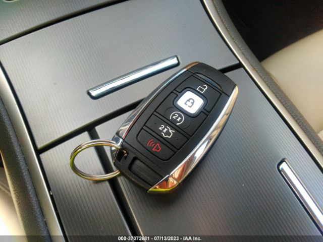 3LN6L5C94HR631639 Lincoln MKZ SELECT