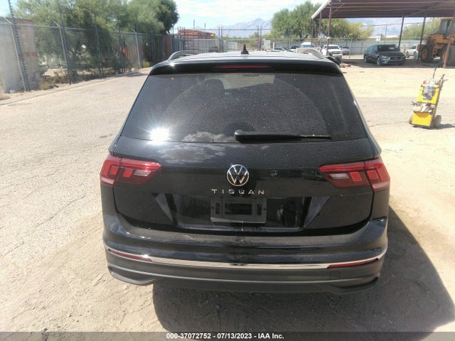 3VVRB7AX5PM068969 Volkswagen TIGUAN S