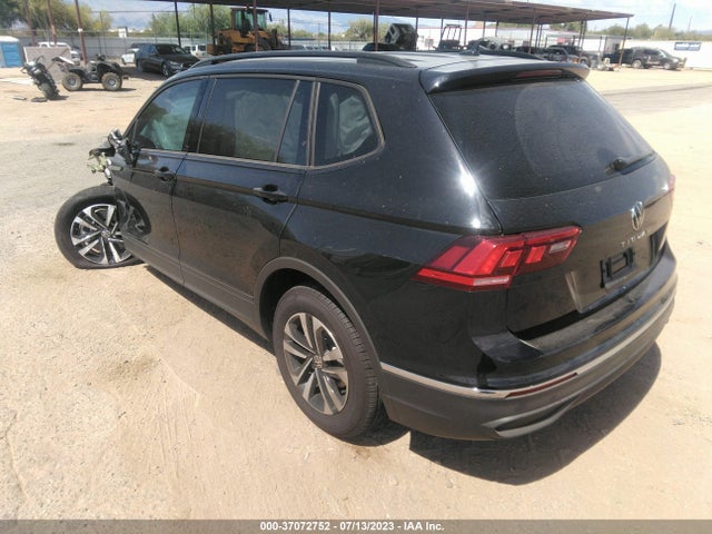 3VVRB7AX5PM068969 Volkswagen TIGUAN S