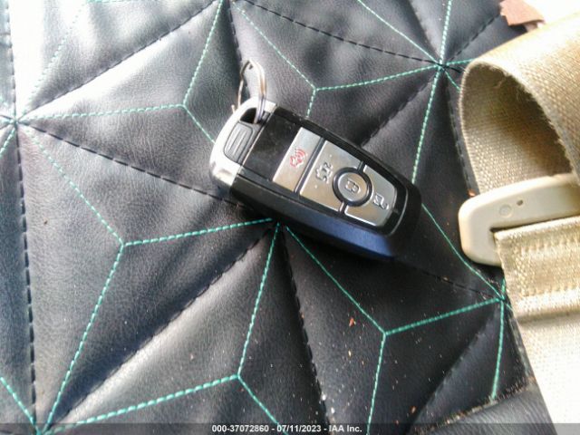 3FA6P0H75HR144832 Ford FUSION SE