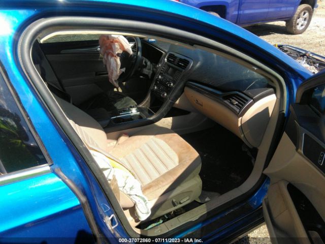 3FA6P0H75HR144832 Ford FUSION SE
