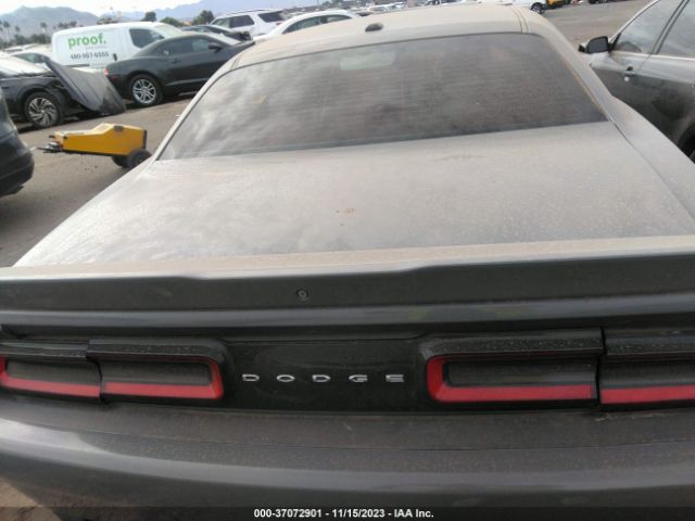 2C3CDZAG0JH112249 Dodge Challenger Sxt