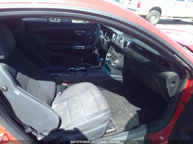 1FA6P8AM4F5381763 Ford Mustang V6