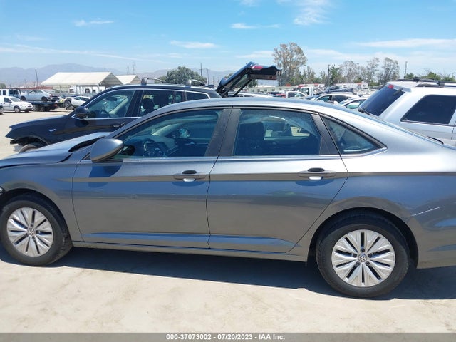 3VWC57BU7KM068980 Volkswagen Jetta S/se/r-line