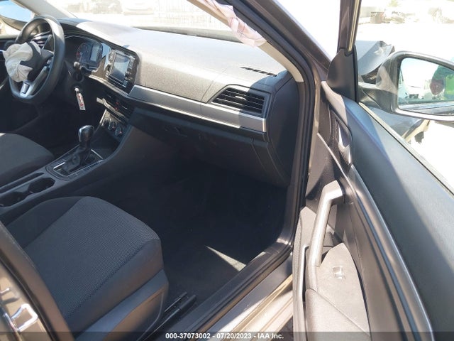 3VWC57BU7KM068980 Volkswagen Jetta S/se/r-line