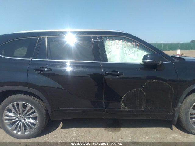 2022 TOYOTA HIGHLANDER PLATINUM VIN: 5TDFZRBH0NS174713