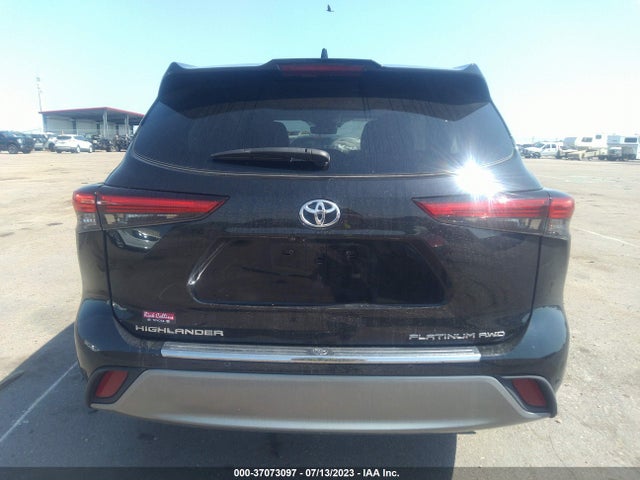 Toyota Highlander Platinum 2022 5TDFZRBH0NS174713 Image 16