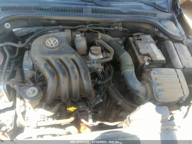 3VW2K7AJXEM399083 Volkswagen Jetta Sedan S
