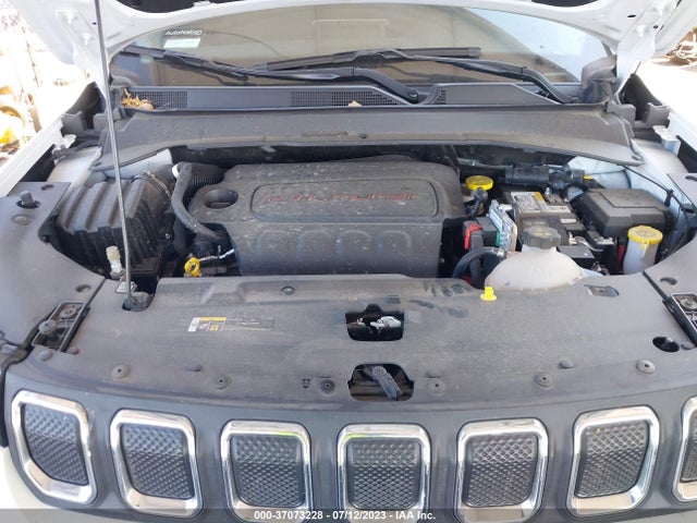 3C4NJCBB3NT156465 Jeep Compass Latitude