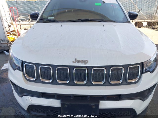 3C4NJCBB3NT156465 Jeep Compass Latitude