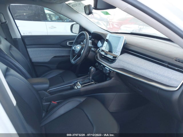 3C4NJCBB3NT156465 Jeep Compass Latitude