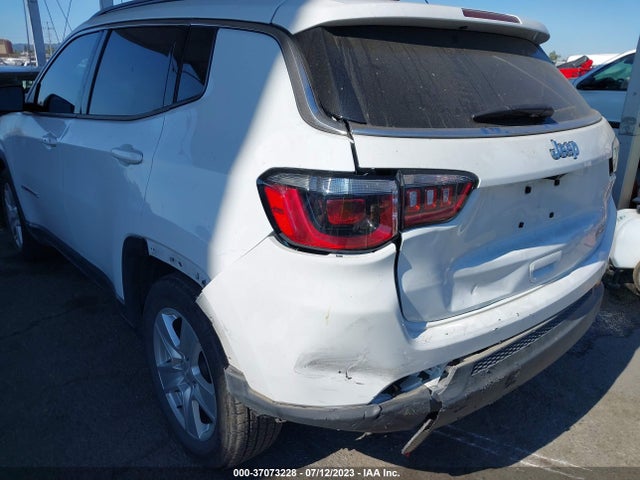 3C4NJCBB3NT156465 Jeep Compass Latitude