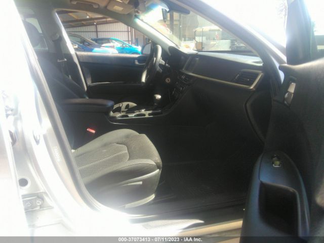 5XXGT4L33LG394275 KIA Optima Lx