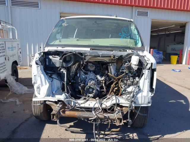 Chevrolet EXPRESS CARGO VAN 2018 1GCWGAFP7J1337888 Image 4