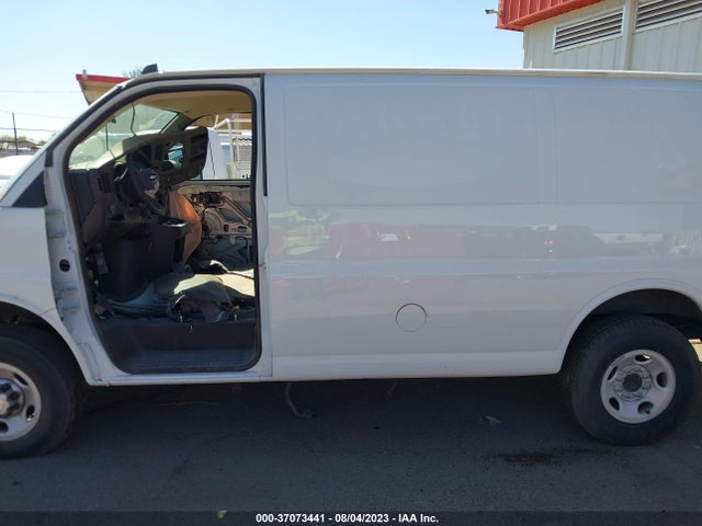 Chevrolet EXPRESS CARGO VAN 2018 1GCWGAFP7J1337888 Image 6