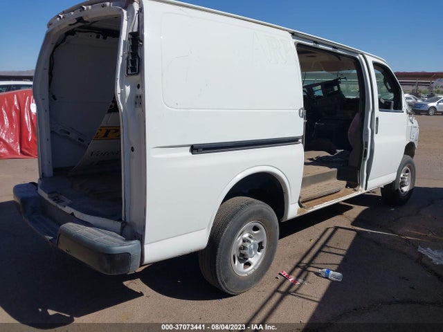 Chevrolet EXPRESS CARGO VAN 2018 1GCWGAFP7J1337888 Image 10