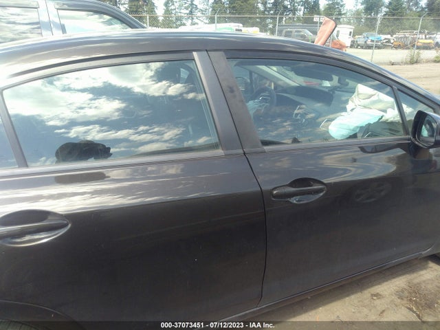 2013 HONDA CIVIC SDN HF VIN: 2HGFB2F62DH530050