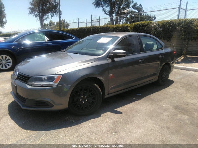 3VWD17AJ5EM239785 Volkswagen Jetta Sedan Se