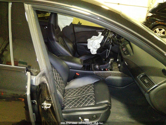 2018 Audi S7, VIN: WAUWFAFC7JN023745