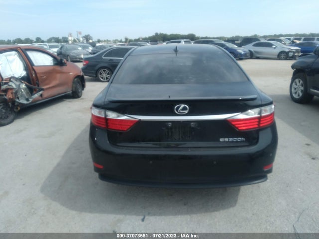 JTHBW1GG3F2089249 Lexus Es 300h Hybrid