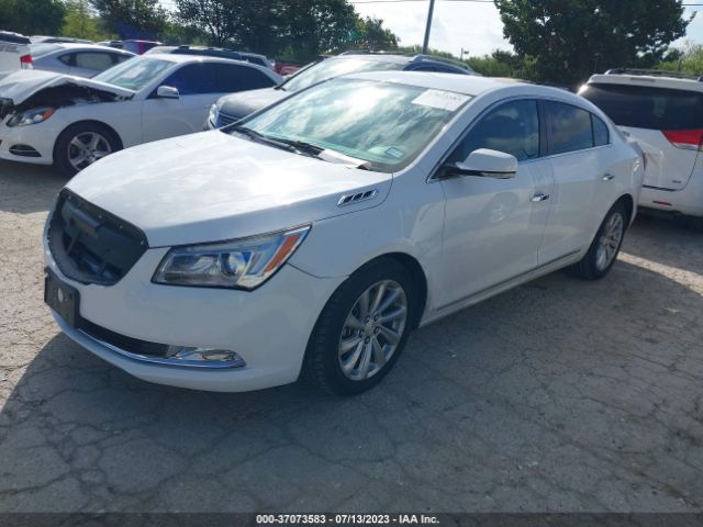 1G4GB5G3XGF103225 Buick Lacrosse Leather