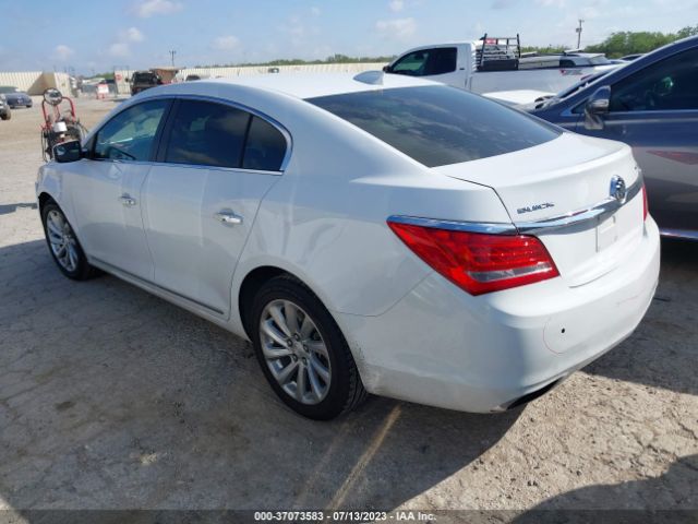 1G4GB5G3XGF103225 Buick Lacrosse Leather