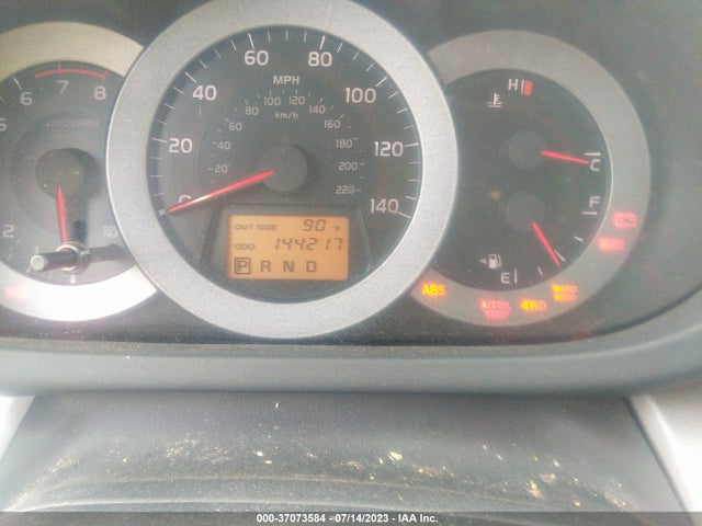 2008 TOYOTA RAV4 LTD VIN: JTMBD31V186058667
