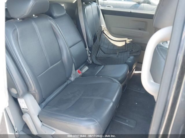 KNDMB5C18G6090552 KIA SEDONA LX