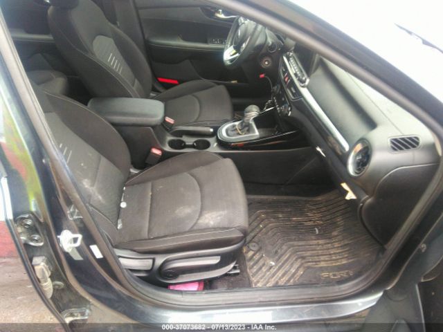 3KPF34AD8KE069944 KIA FORTE S