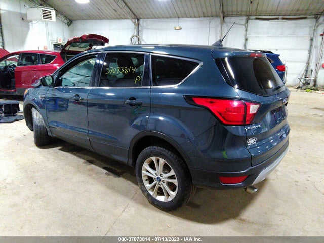 2019 FORD ESCAPE SE VIN: 1FMCU9GD8KUA95073