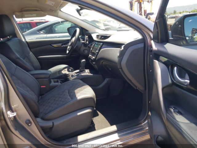 JN1BJ1BW1NW489934 Nissan Rogue Sport Sv