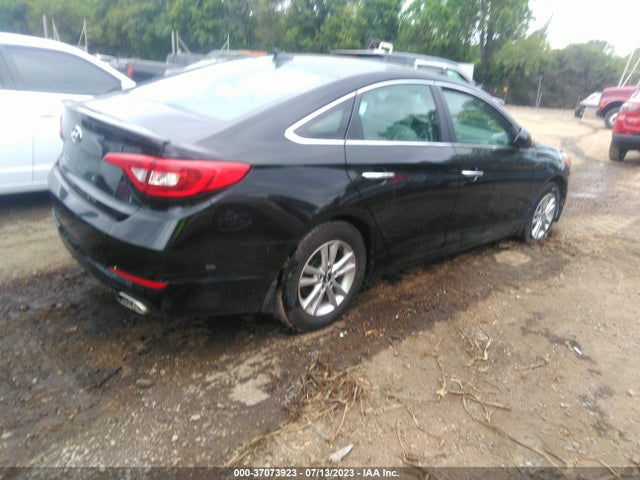 2015 HYUNDAI SONATA 2.4L SE VIN: 5NPE24AF0FH236931