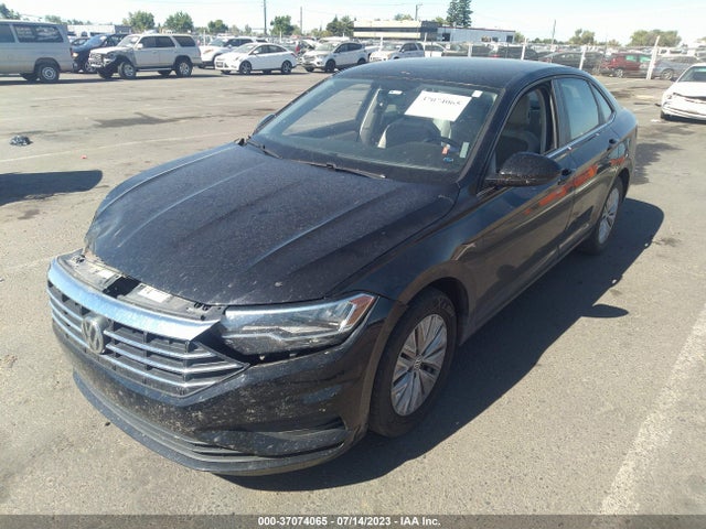 3VWC57BUXKM196596 Volkswagen Jetta S/se/r-line